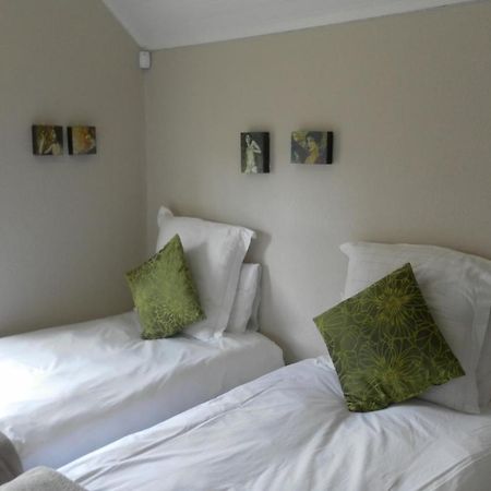 Zareba B&B Guesthouse Glendinningvale Екстер'єр фото